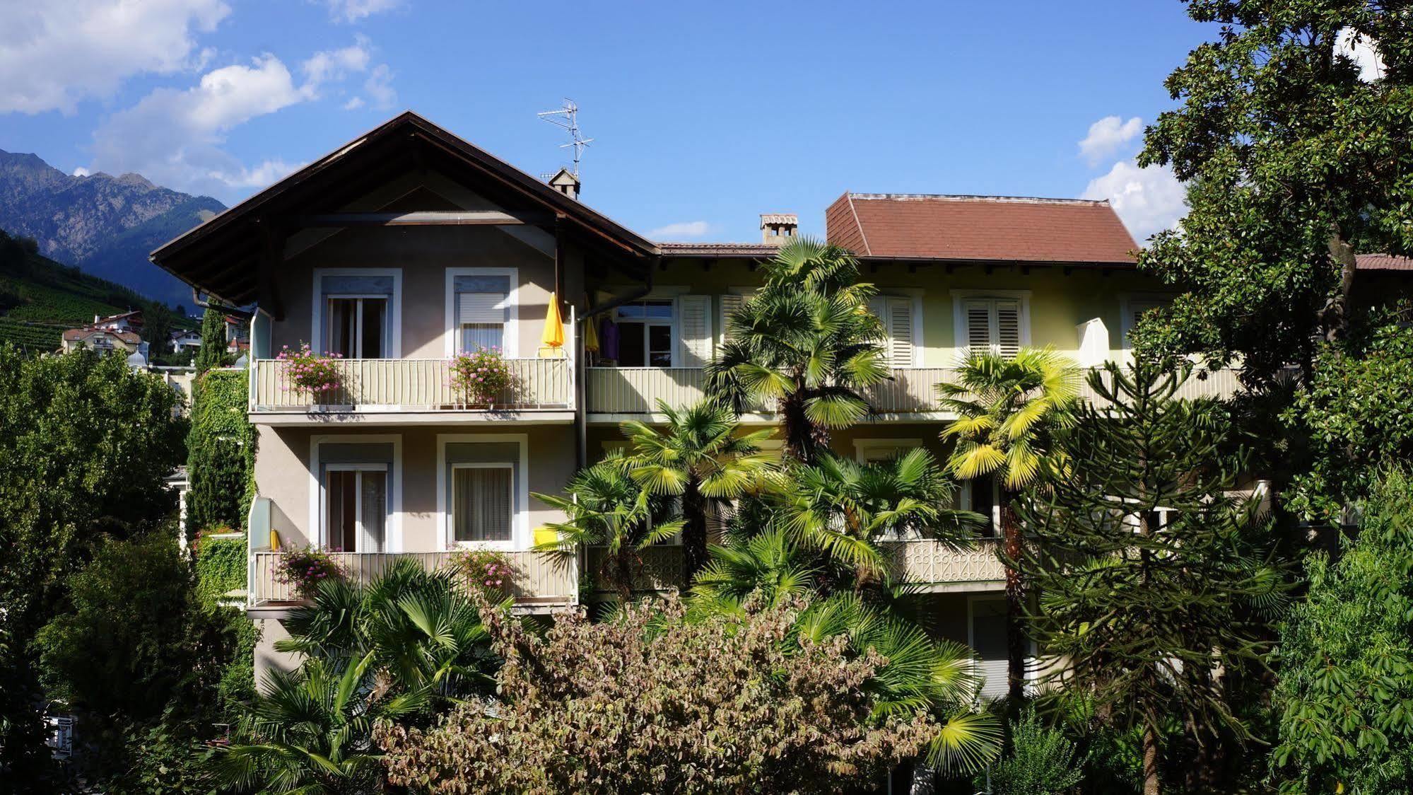 Hotel Palma Merano Kültér fotó